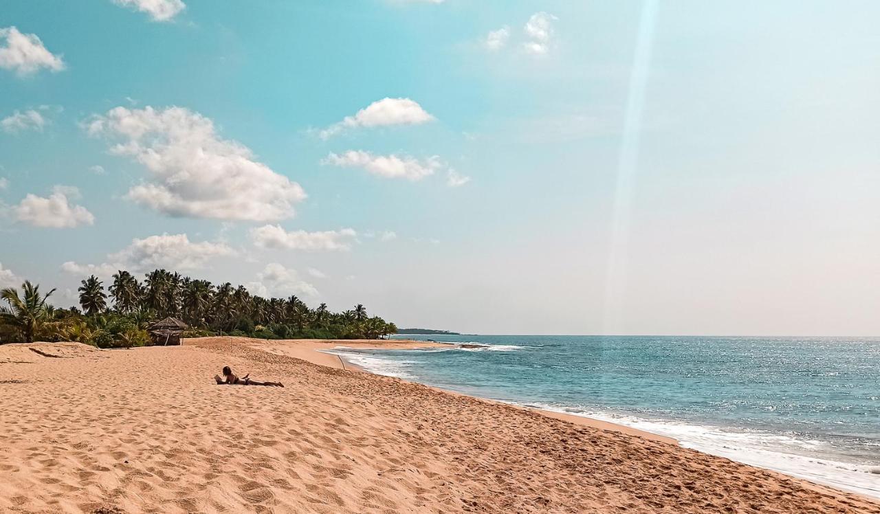 Lagoon Paradise Beach Resort Tangalle Exterior foto